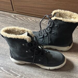 Women's Sorel Gray Winter Boots